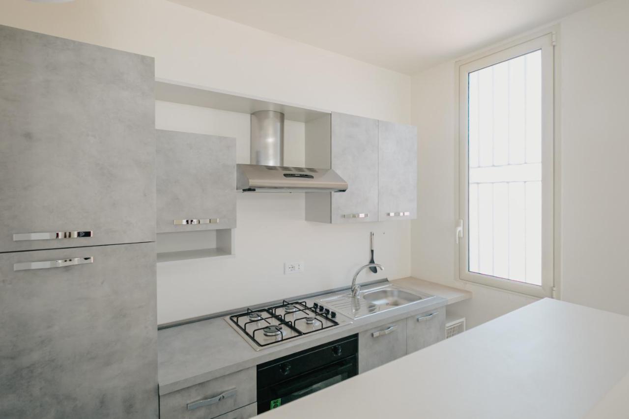 Modern Apartment With Exclusive Terrace By Wonderful Italy تْشيفالو المظهر الخارجي الصورة